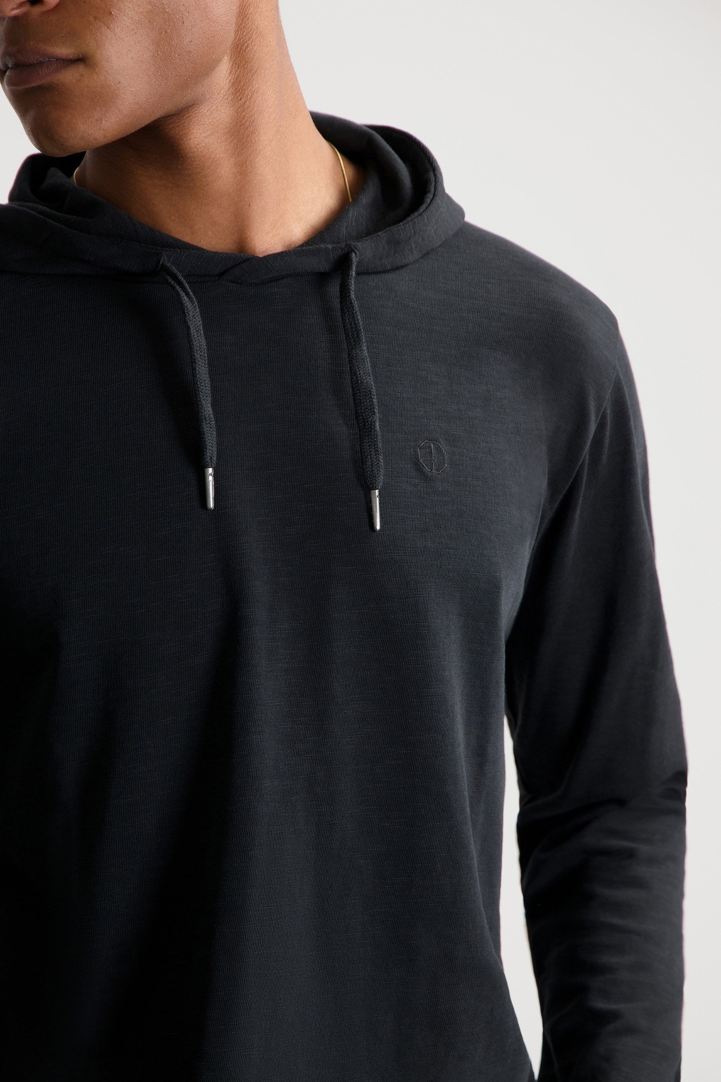 DS_NEWMAN HOODY BLACK 5