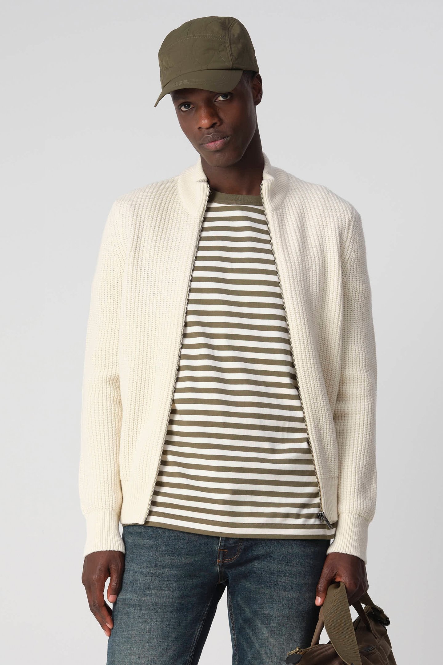 J.C. RAGS REAGAN VEST BLEACHED SAND 5