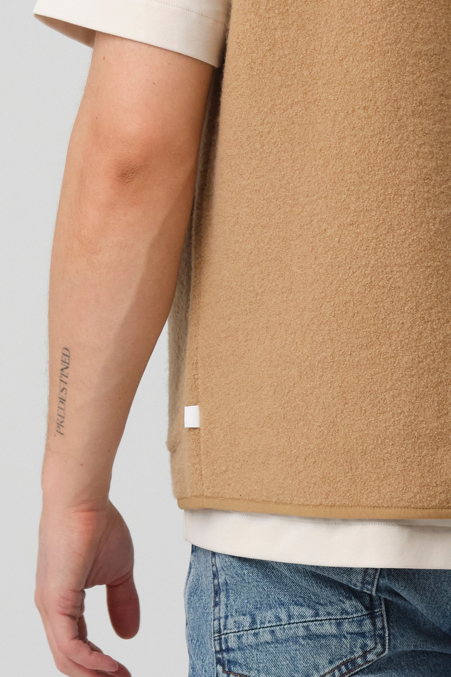 J.C. RAGS ROCKWELL MOUWLOOS VEST TOASTED COCONUT 5