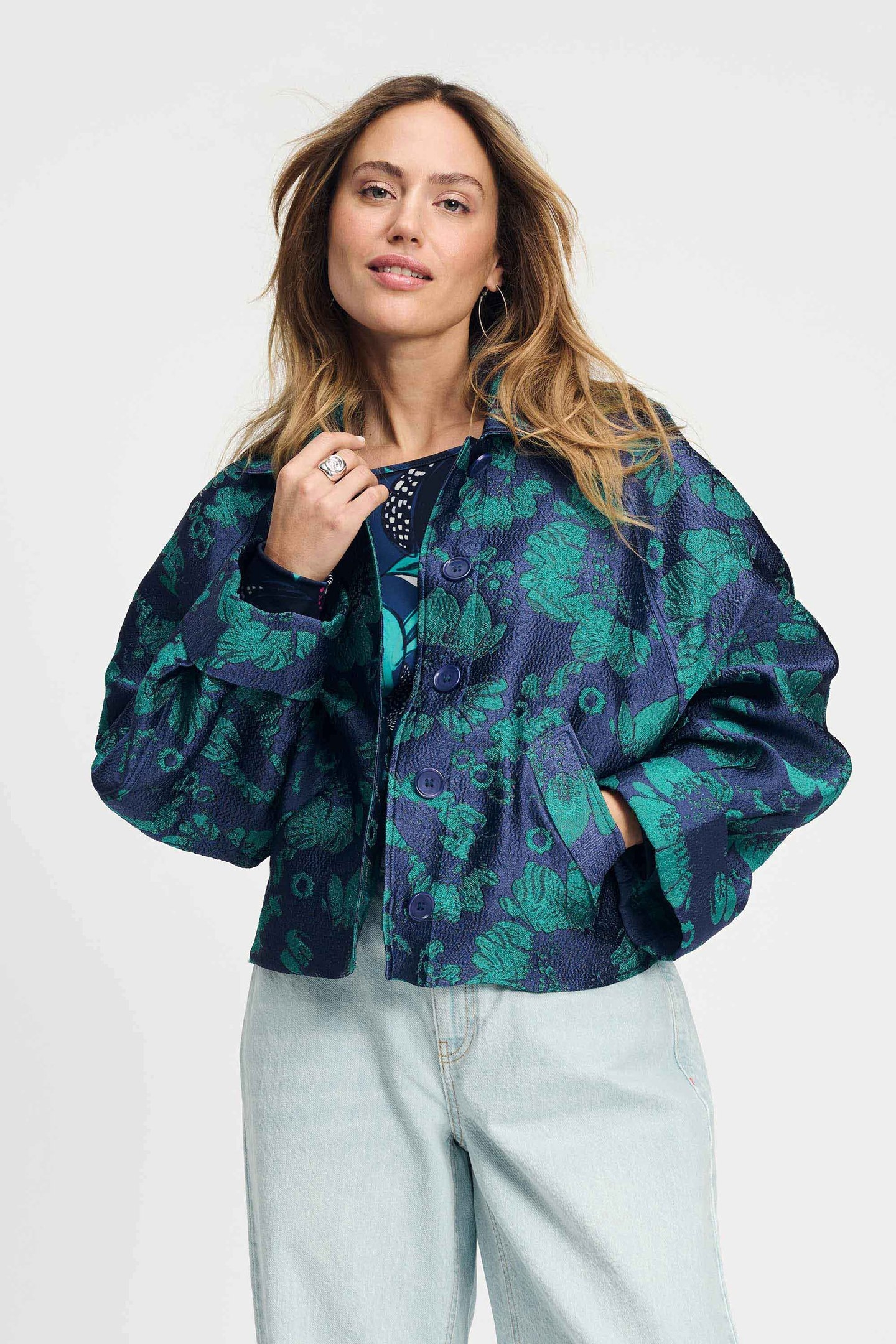JACKET - FLORAL JACQUARD FRESH BLUE 1