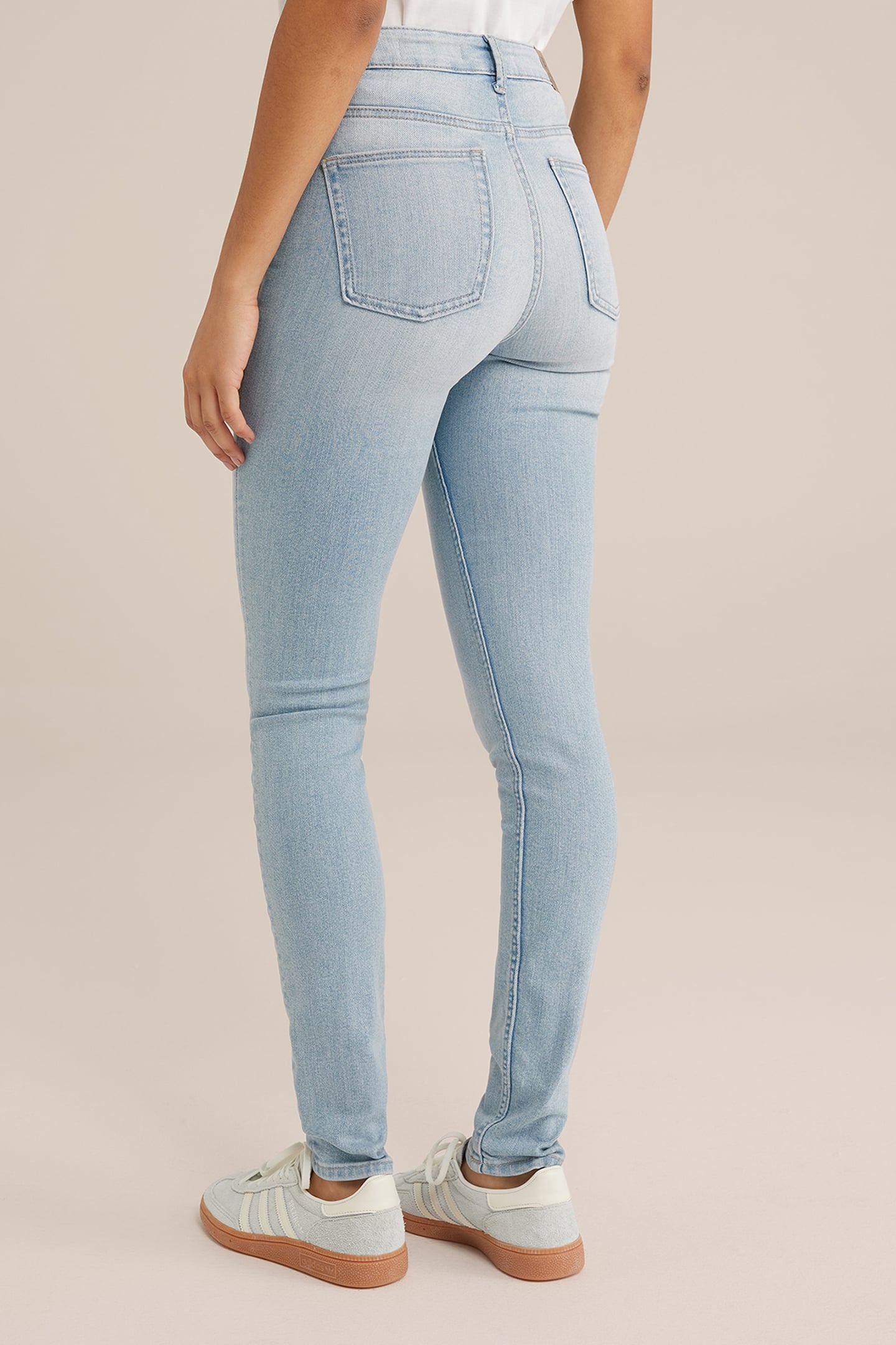 5-POCKET HIGH WAIST BRIGHT BLUE 2