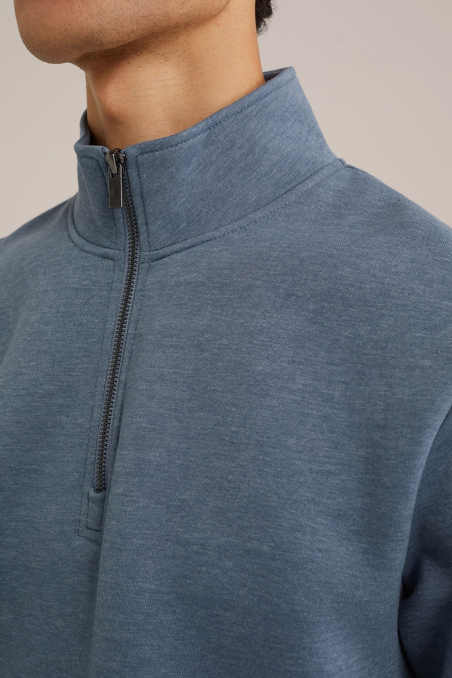 HALFWAY ZIPPER LIGHT BLUE 5