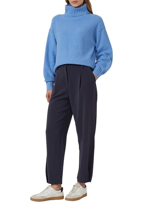 STRICKWAREN LIGHT BLUE 2