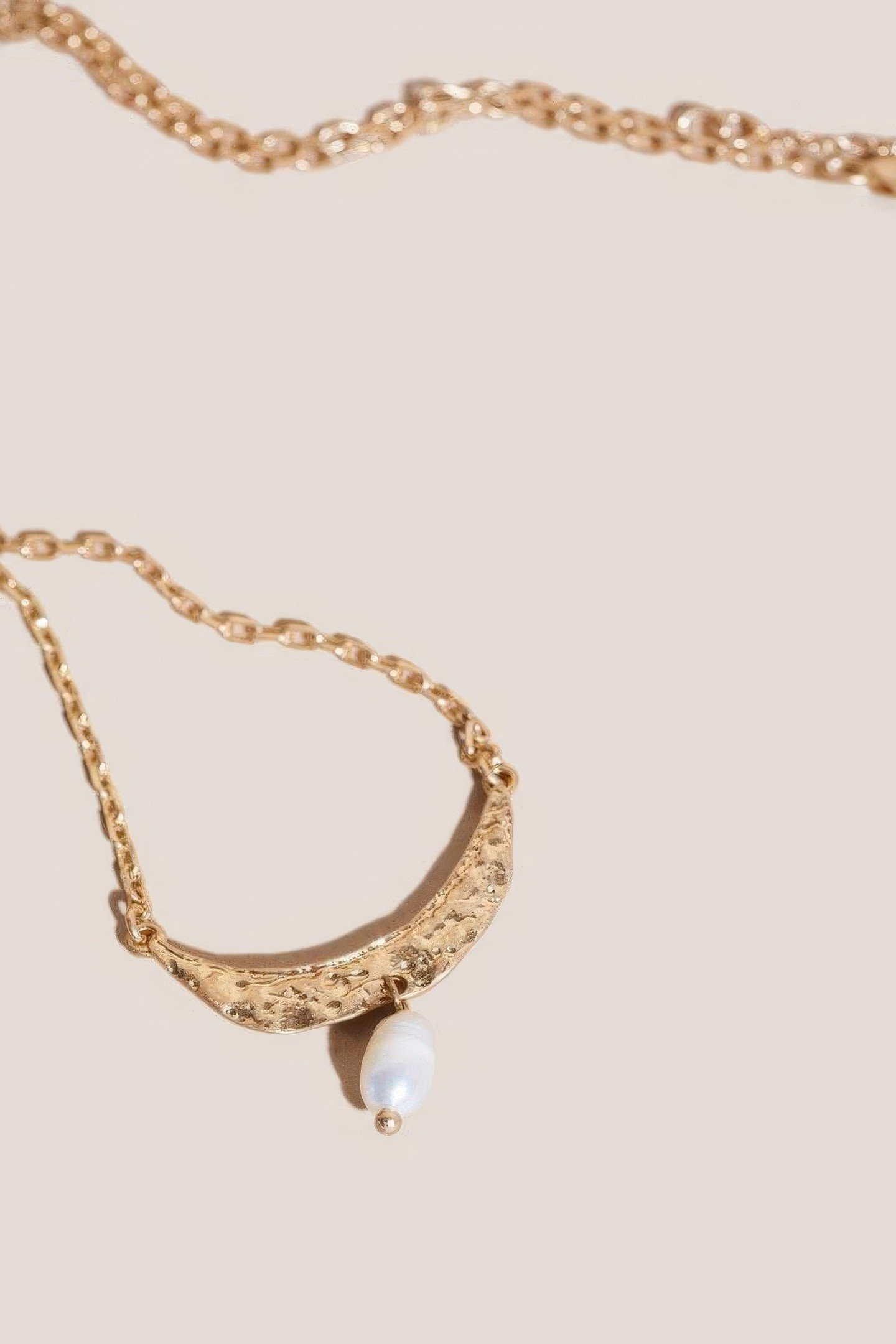 GOLD PLATED PEARL NECKLACE GOLD TONE METALLIC 5