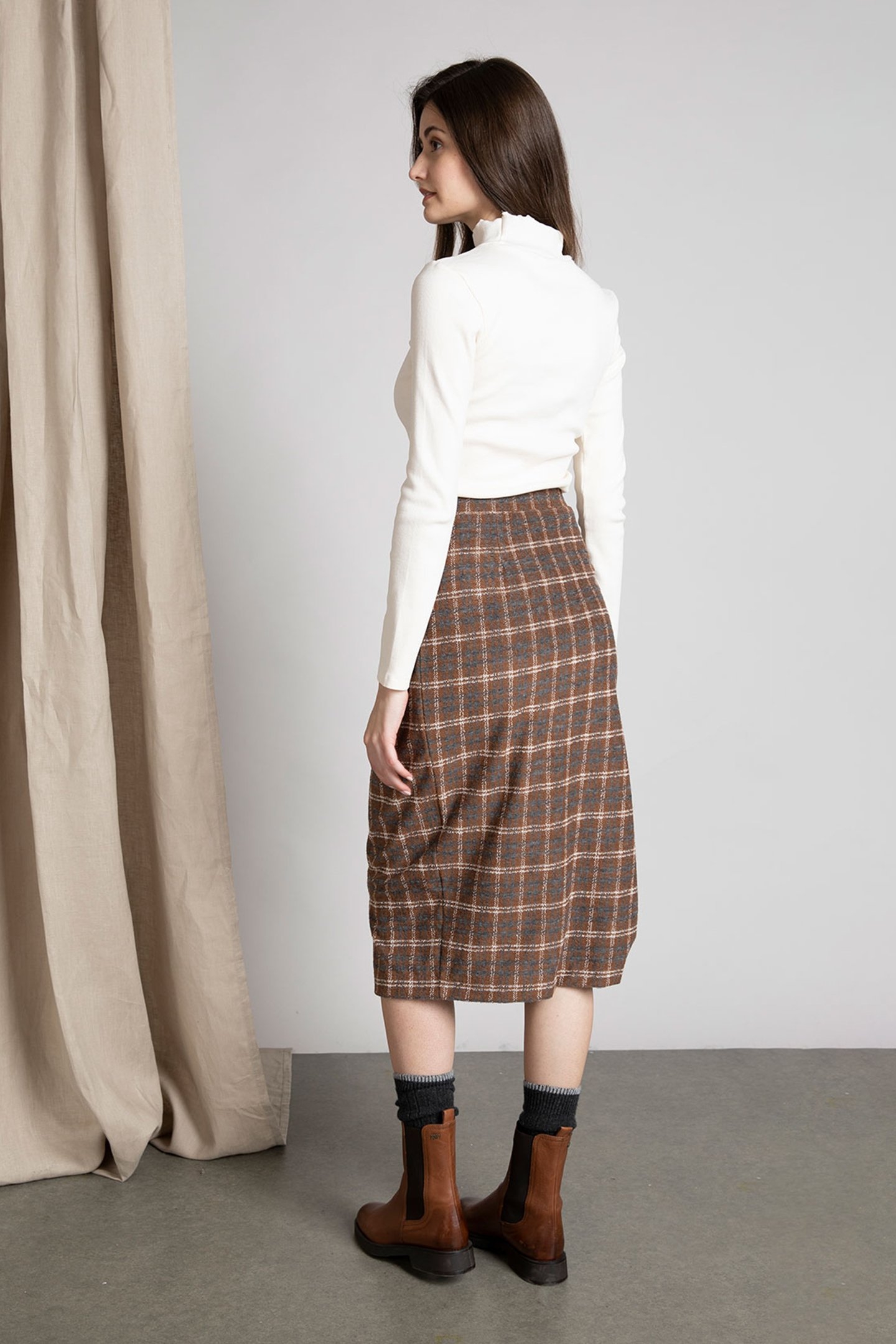SKIRT CARREAUX BROWN 2