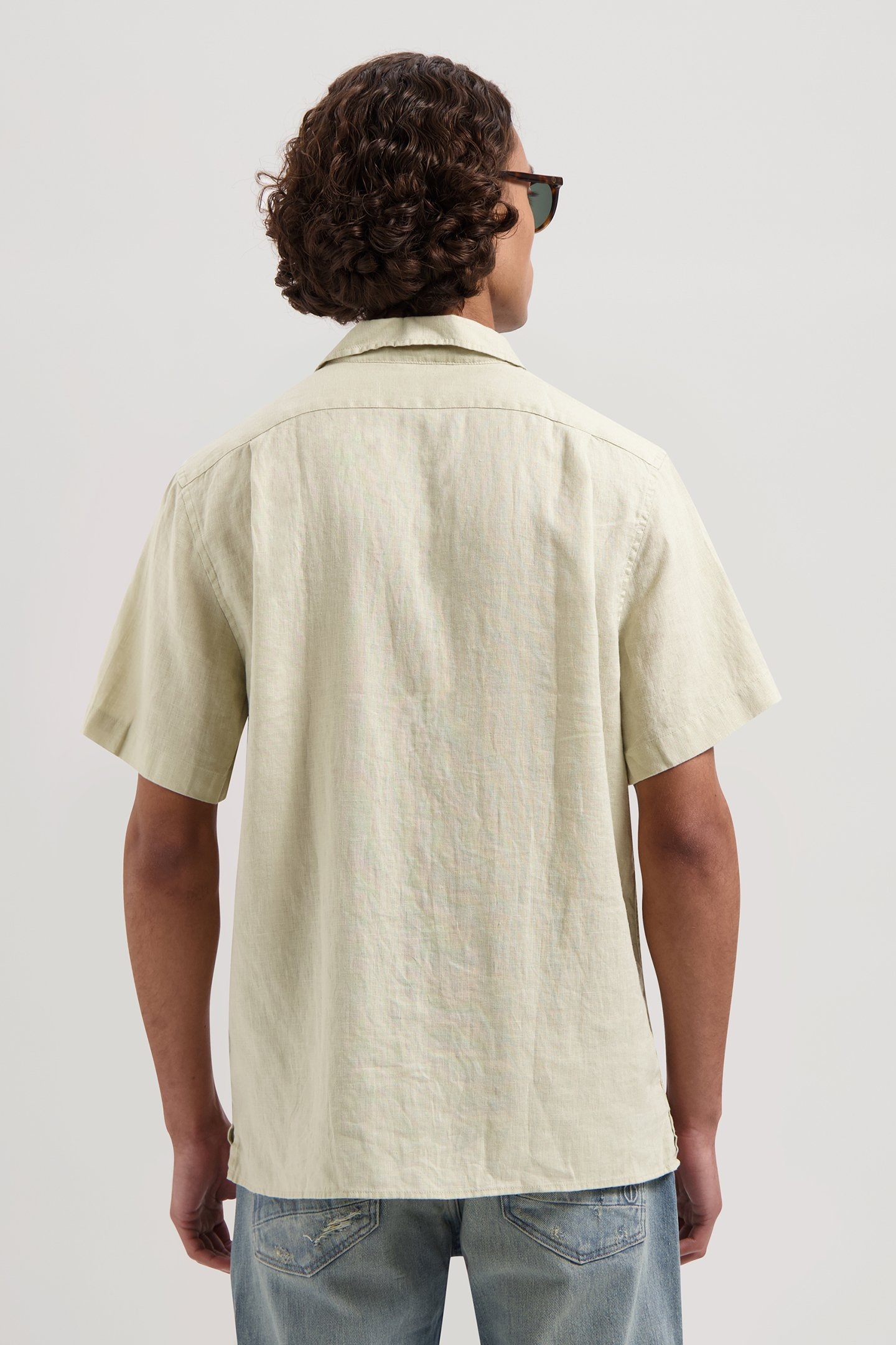 HERO RESORT SHIRT SAND 2