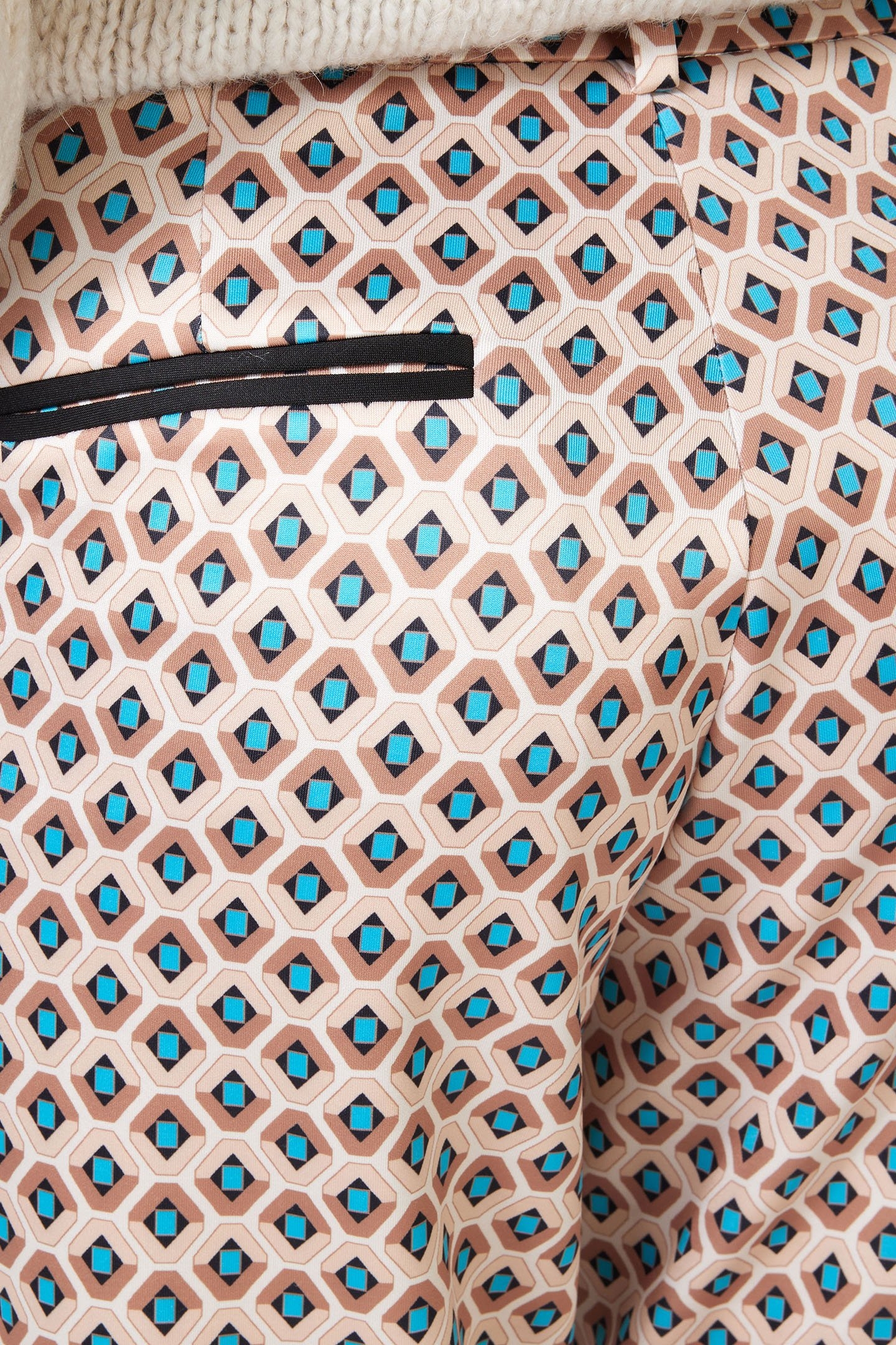 TROUSERS CHINO GRAPHIC ROOTS PRINT 8