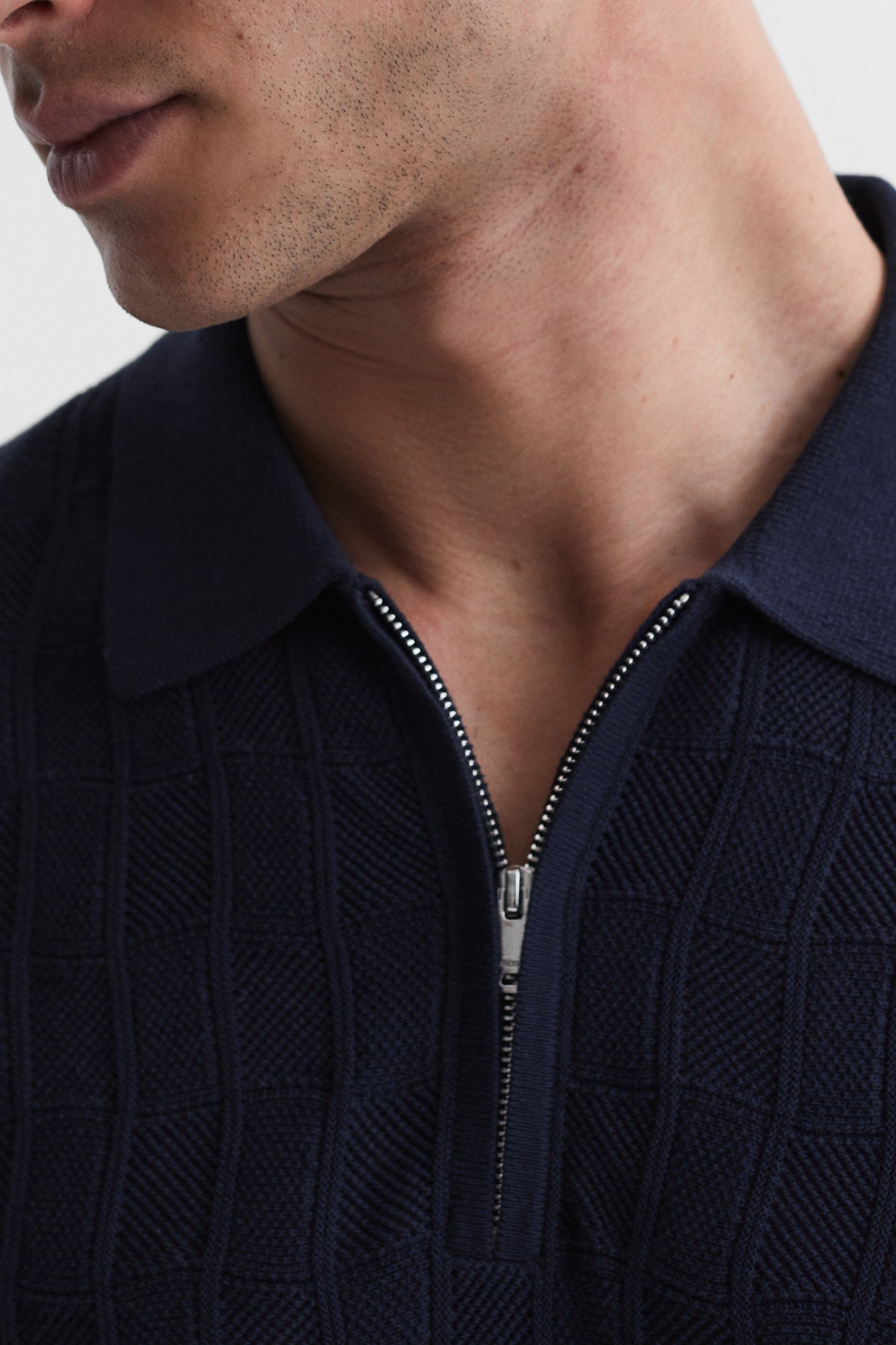 SHORTSLEEVE TEXTURED HALF ZIP POLO NAVY 3