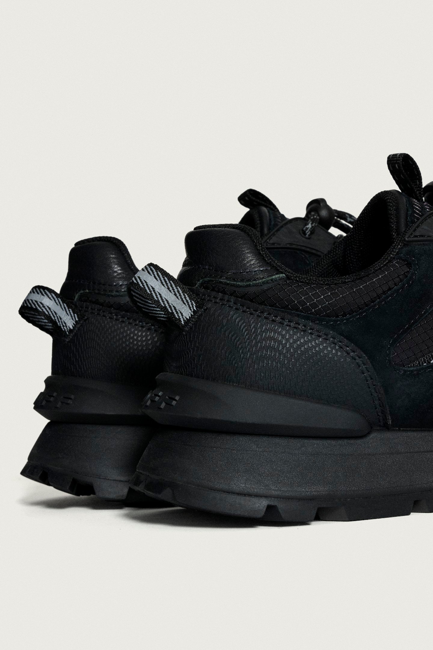 CITY OFF ROAD SNEAKERS BLACK 5