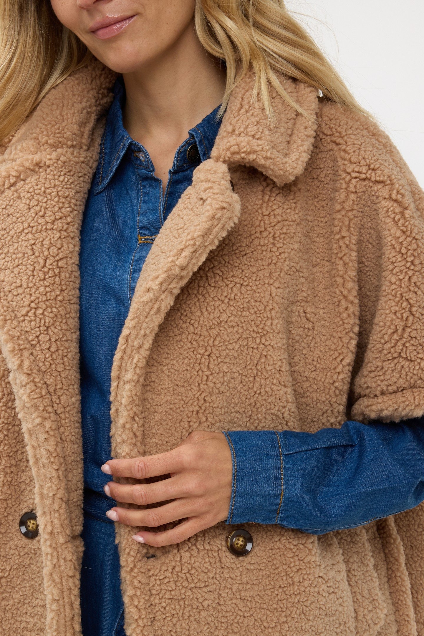 PONCHO TEDDY BRANDY 7