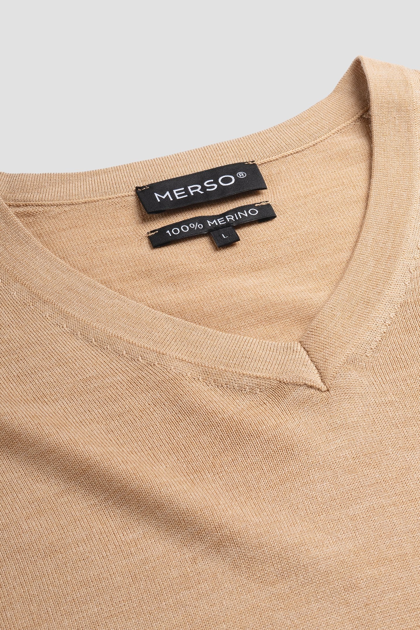 V NECK100% MERINO SAHARA SAND 5